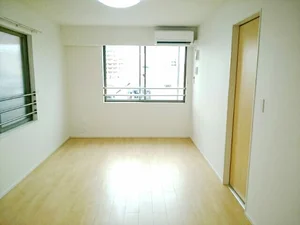 西春日井郡豊山町のマンスリーマンション・ウィークリーマンション「シルベーヌ豊山Ⅰ 301・洋室(No.1207468)」メイン画像