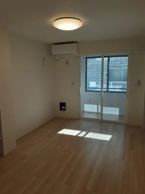 のマンスリーマンション・ウィークリーマンション「カーサ　ミヤビ　Ⅰ 101・洋室(No.1207485)」メイン画像