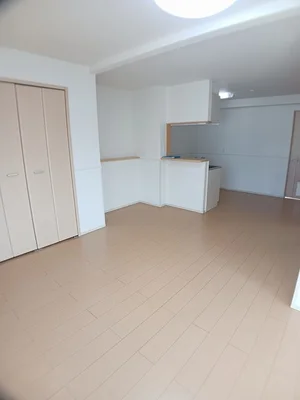 嵯峨美術短期大学周辺のマンスリーマンション・ウィークリーマンション「メゾンドヤマダⅠ 301・洋室(No.1207598)」メイン画像