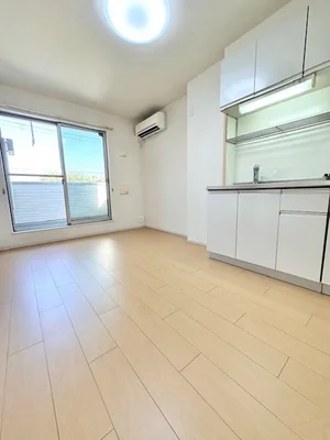 のマンスリーマンション・ウィークリーマンション「シャン・ド・フルールⅢ番館 202・洋室(No.1207954)」メイン画像