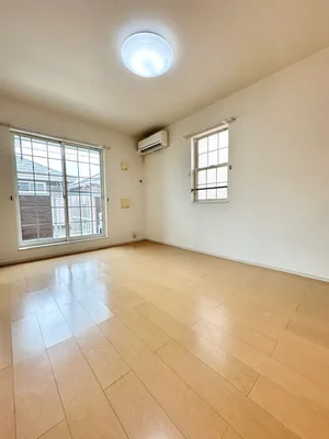 のマンスリーマンション・ウィークリーマンション「マイネ　エアホールング 201・洋室(No.1207957)」メイン画像