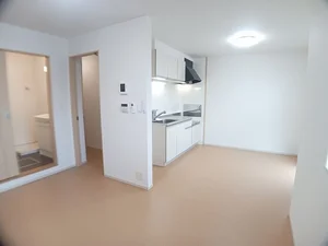 のマンスリーマンション・ウィークリーマンション「サンセール　ヤマビコ 202・洋室(No.1207975)」メイン画像