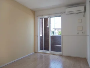 のマンスリーマンション・ウィークリーマンション「Ｒｏｙａｌ　Ｌｉｆｅ 106・洋室(No.1208049)」メイン画像