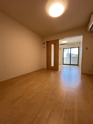 のマンスリーマンション・ウィークリーマンション「ルーミナス京田辺 102・洋室(No.1208140)」メイン画像