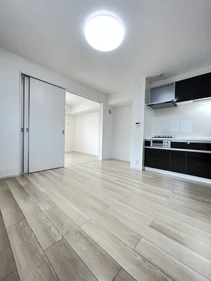 のマンスリーマンション・ウィークリーマンション「サニースクエア 201・洋室(No.1208167)」メイン画像