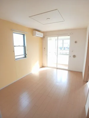 のマンスリーマンション・ウィークリーマンション「Ｃａｓａ・ＡｖａｎｚａｔｏⅠ 204・洋室(No.1208218)」メイン画像