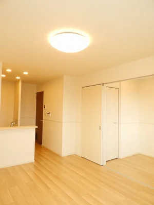 のマンスリーマンション・ウィークリーマンション「イコマ＆カドヤ 201・洋室(No.1208522)」メイン画像