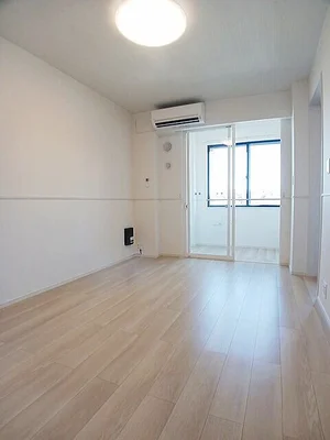 のマンスリーマンション・ウィークリーマンション「ファミリア長門石 102・洋室(No.1208703)」メイン画像