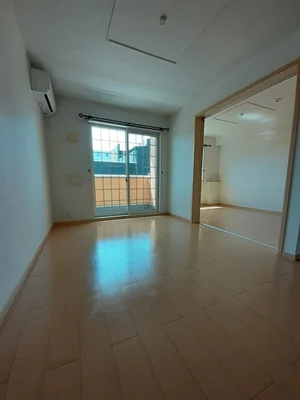 のマンスリーマンション・ウィークリーマンション「サンライズ・ヴィラ　Ⅰ 103・洋室(No.1208837)」メイン画像