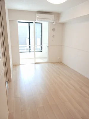 のマンスリーマンション・ウィークリーマンション「Ｅｘｃｅｌｌｅｎｔ　悠　Ⅲ　Ａ 104・洋室(No.1208938)」メイン画像