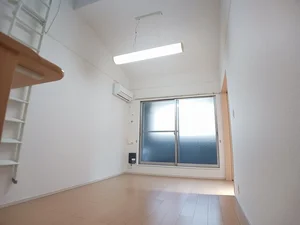 のマンスリーマンション・ウィークリーマンション「サンライズ 205・洋室(No.1209007)」メイン画像