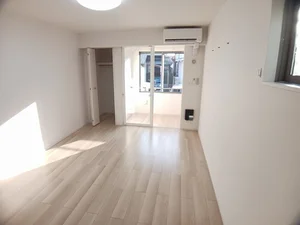 のマンスリーマンション・ウィークリーマンション「ウイング川名 102・洋室(No.1209081)」メイン画像