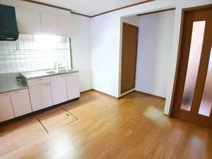 北九州市立大学北方キャンパス周辺のマンスリーマンション・ウィークリーマンション「ドゥーアヴニールＡ 103・洋室(No.1209087)」メイン画像