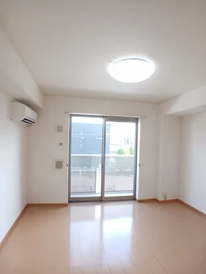 のマンスリーマンション・ウィークリーマンション「プチ・プランタン　Ⅴ 202・洋室(No.1209177)」メイン画像