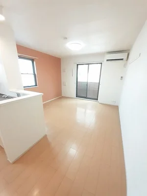 のマンスリーマンション・ウィークリーマンション「Ｐｌｅａｓａｎｔ・Ｍ　穂波　Ａ 101・洋室(No.1209382)」メイン画像