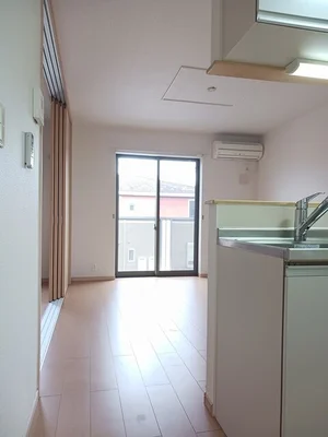 のマンスリーマンション・ウィークリーマンション「アミーチ　Ⅴ 203・洋室(No.1209681)」メイン画像