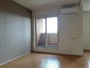 のマンスリーマンション・ウィークリーマンション「マードレ六番館 205・洋室(No.1209829)」メイン画像