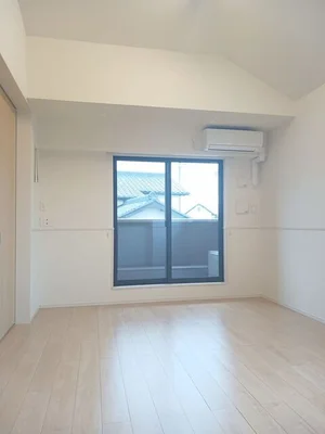 のマンスリーマンション・ウィークリーマンション「ヴァンベールＭ 202・洋室(No.1210160)」メイン画像