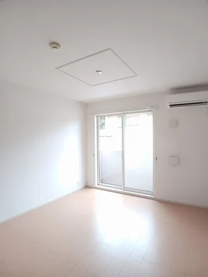 のマンスリーマンション・ウィークリーマンション「レジデンスアイビー 102・洋室(No.1210419)」メイン画像