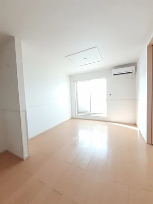 のマンスリーマンション・ウィークリーマンション「シーサイド・ヴィラ 202・洋室(No.1210424)」メイン画像