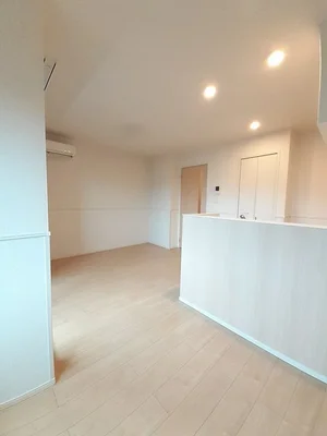 のマンスリーマンション・ウィークリーマンション「ストレリチア・アルバＡ 103・洋室(No.1210471)」メイン画像