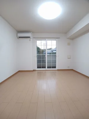 広島県のマンスリーマンション・ウィークリーマンション「アイリー　グローブ 102・洋室(No.1210553)」メイン画像