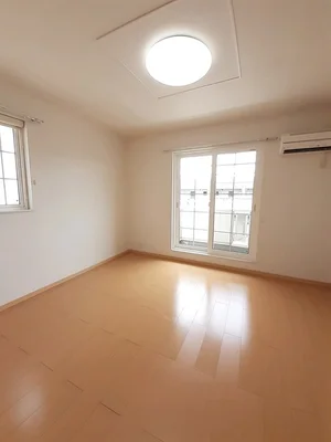 のマンスリーマンション・ウィークリーマンション「クオーレ　Ｂ 201・洋室(No.1210567)」メイン画像