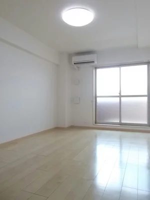 広島県のマンスリーマンション・ウィークリーマンション「ラフィネ　ロジュマン 506・洋室(No.1210586)」メイン画像