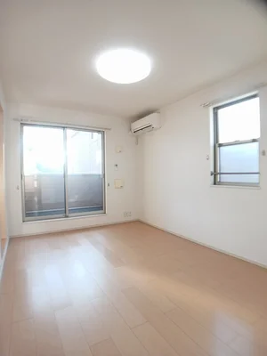 広島県のマンスリーマンション・ウィークリーマンション「サニー・ハイフラット 203・洋室(No.1210623)」メイン画像