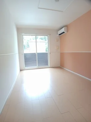 広島県のマンスリーマンション・ウィークリーマンション「セレーナ　Ｂ 102・洋室(No.1210627)」メイン画像