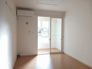 富山県のマンスリーマンション・ウィークリーマンション「リラリード　Ａ 102・洋室(No.1211493)」メイン画像