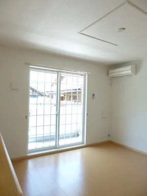 小牧市のマンスリーマンション・ウィークリーマンション「プリムローズⅠ 102・洋室(No.1211564)」メイン画像