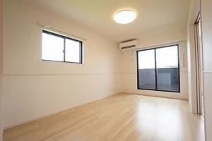 直方市のマンスリーマンション・ウィークリーマンション「ピンズ感田Ⅳ 201・洋室(No.1211718)」メイン画像