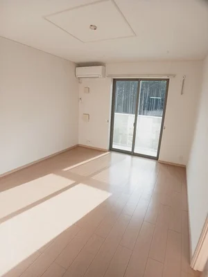 のマンスリーマンション・ウィークリーマンション「ソレアードⅤ 202・洋室(No.1211917)」メイン画像