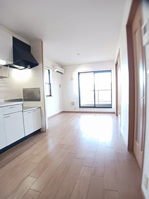 のマンスリーマンション・ウィークリーマンション「ブリュッケＢ 201・洋室(No.1212005)」メイン画像