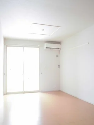 のマンスリーマンション・ウィークリーマンション「リヴ・タウン　Ⅰ 103・洋室(No.1212210)」メイン画像