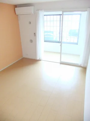 のマンスリーマンション・ウィークリーマンション「プリンスプリンセスガーデンⅡ 103・洋室(No.1212297)」メイン画像