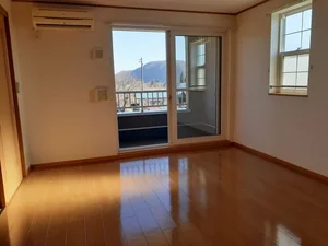 長野県のマンスリーマンション・ウィークリーマンション「フォーリスト　Ⅱ 202・洋室(No.1212439)」メイン画像