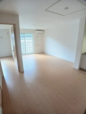 滋賀県の大東建託リーシング株式会社のマンスリーマンション・ウィークリーマンション「ＳｕｂａｒｕⅢ番館 104・洋室(No.1212668)」メイン画像