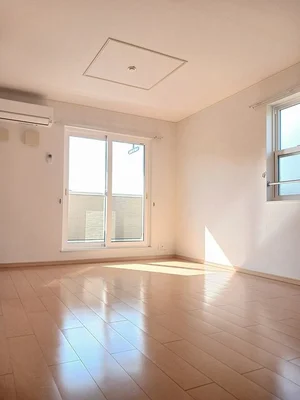 津山市のマンスリーマンション・ウィークリーマンション「リヴァースクエアＢ 201・洋室(No.1212926)」メイン画像