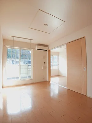 のマンスリーマンション・ウィークリーマンション「プラシード　ソレイユ 202・洋室(No.1213059)」メイン画像