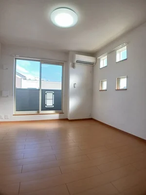 愛媛県のマンスリーマンション・ウィークリーマンション「メゾン・ド・ナチュール 206・洋室(No.1213198)」メイン画像