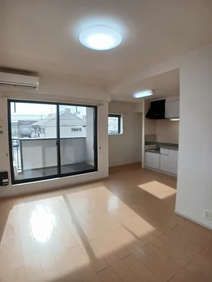 のマンスリーマンション・ウィークリーマンション「リトルツリーフィールドⅡＢ 203・洋室(No.1213225)」メイン画像