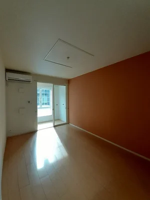 新潟市南区のマンスリーマンション・ウィークリーマンション「エアリー　スクエア 102・洋室(No.1213408)」メイン画像