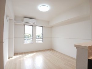 のマンスリーマンション・ウィークリーマンション「マル・ベラーノ 304・洋室(No.1213950)」メイン画像