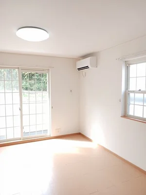 のマンスリーマンション・ウィークリーマンション「スイフヨウ　Ｂ 103・洋室(No.1214050)」メイン画像