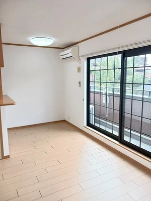 恩賜財団済生会松阪総合病院周辺のマンスリーマンション・ウィークリーマンション「シティーブリーズ 201・洋室(No.1214061)」メイン画像