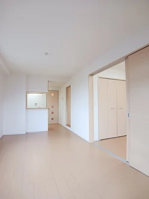 のマンスリーマンション・ウィークリーマンション「ポルトボヌールⅠ 306・洋室(No.1214104)」メイン画像