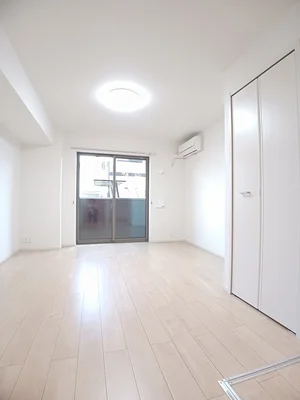 のマンスリーマンション・ウィークリーマンション「ラ・ロマネ 103・洋室(No.1214112)」メイン画像