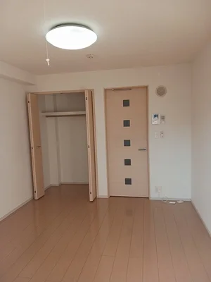 のマンスリーマンション・ウィークリーマンション「Ｓ・ＬＩＦＥ 202・洋室(No.1214129)」メイン画像